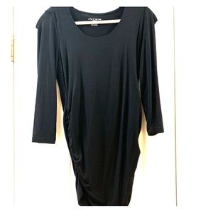 A Pea in the Pod 3/4 Sleeve Maternity Top
